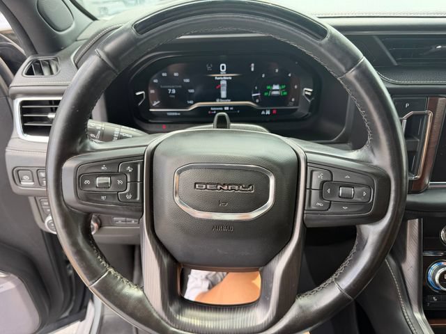 Used 2023 GMC Yukon XL Denali Ultimate AWD/4WD image 19