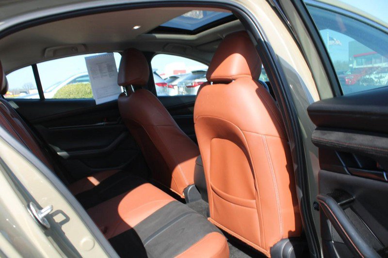 Used 2024 MAZDA MAZDA3 s AWD/4WD image 9