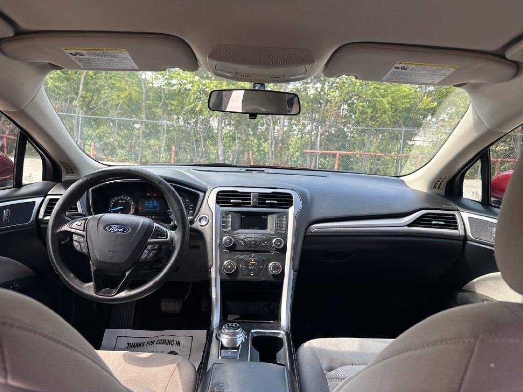 Used 2018 Ford Fusion S FWD image 16