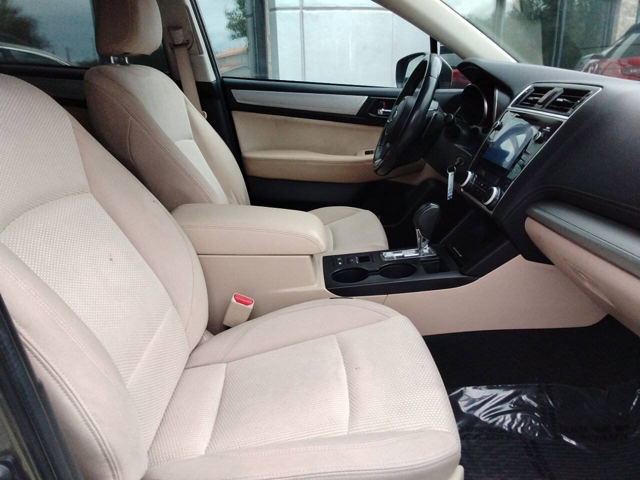 Used 2019 Subaru Outback 2.5i Premium AWD/4WD image 13