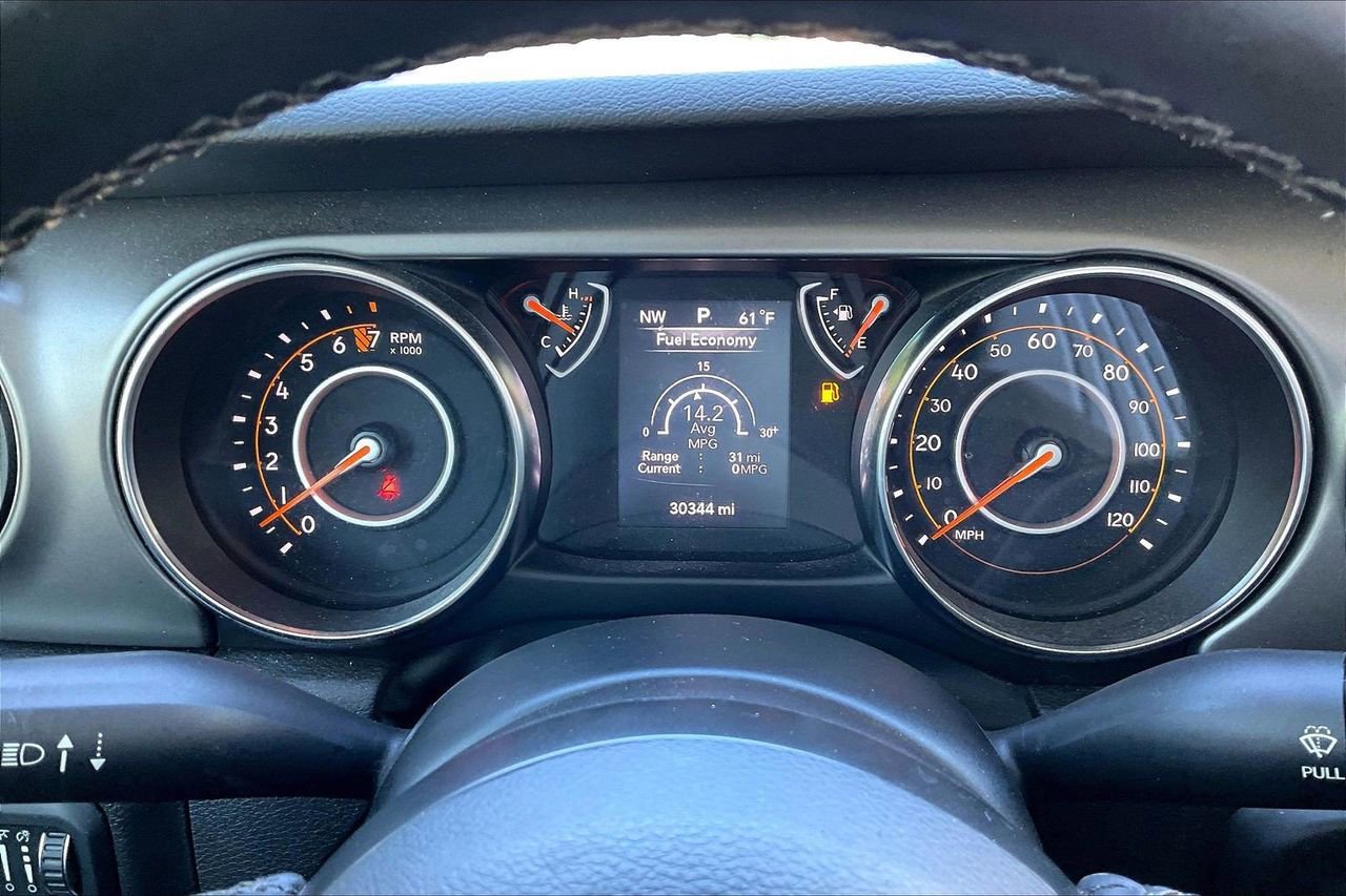 Certified 2022 Jeep Gladiator Sport image 11