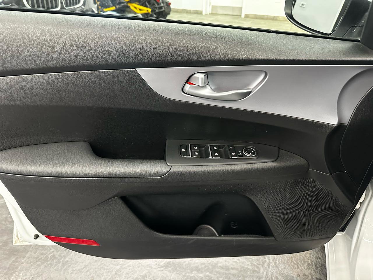 Used 2024 Kia Forte LXS image 11