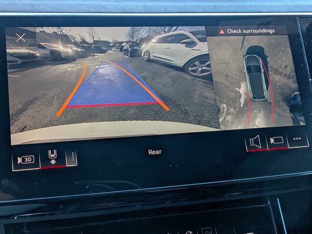 Used 2022 Audi e-tron Premium Plus w/ Premium Plus Package image 11