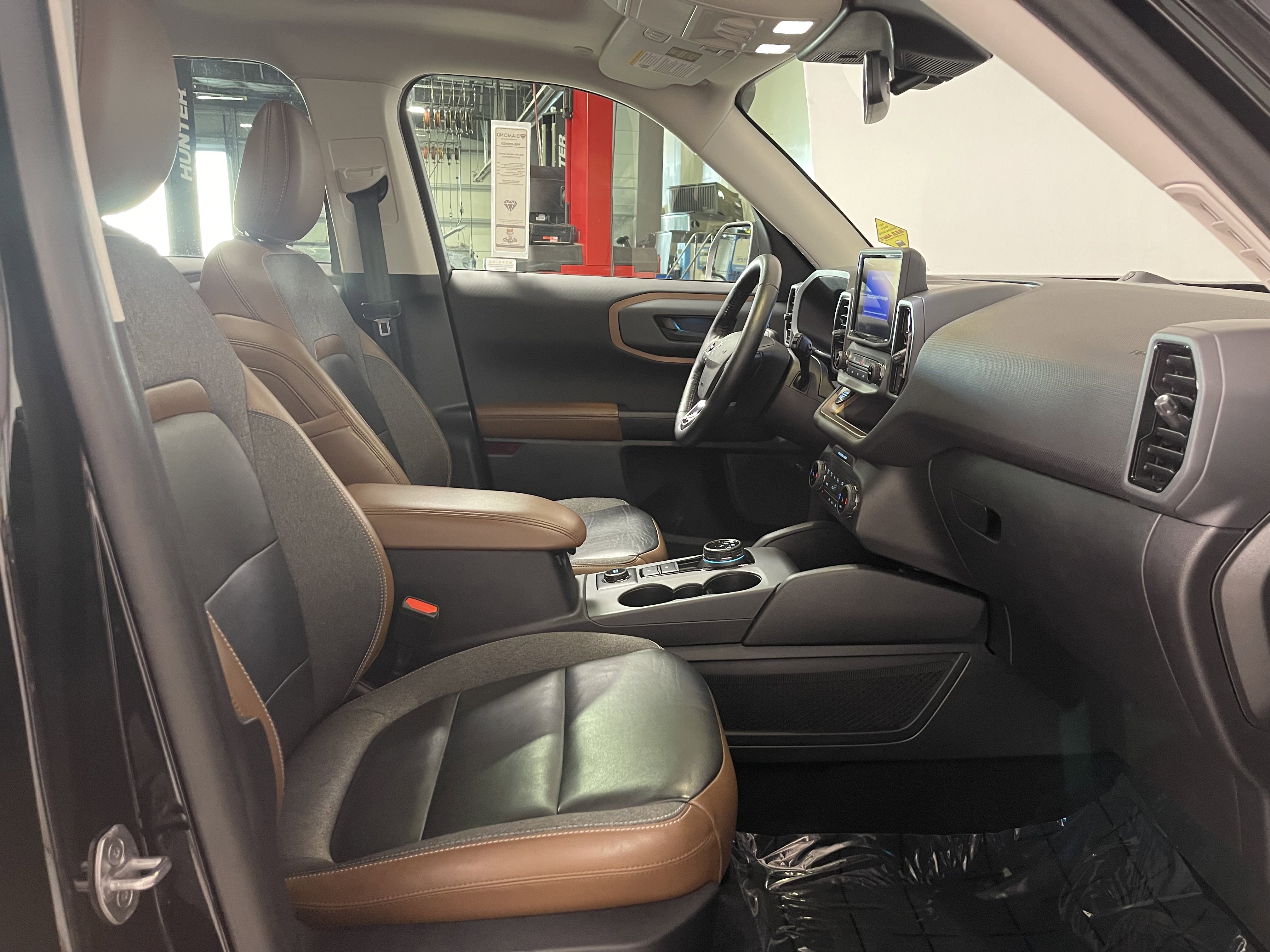 Used 2023 Ford Bronco Sport Outer Banks w/ Tech Package image 22