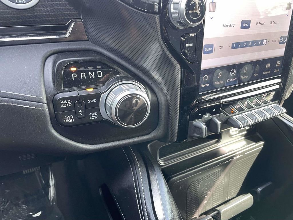 Used 2022 RAM 1500 Limited AWD/4WD image 44