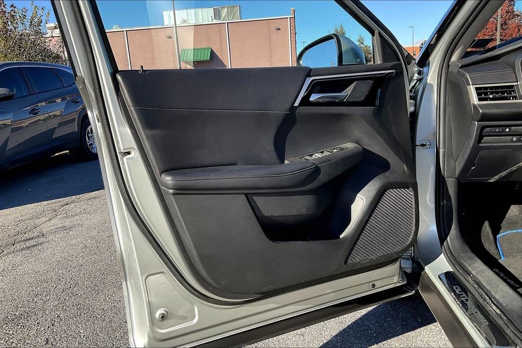 Used 2024 Mitsubishi Outlander SE image 21