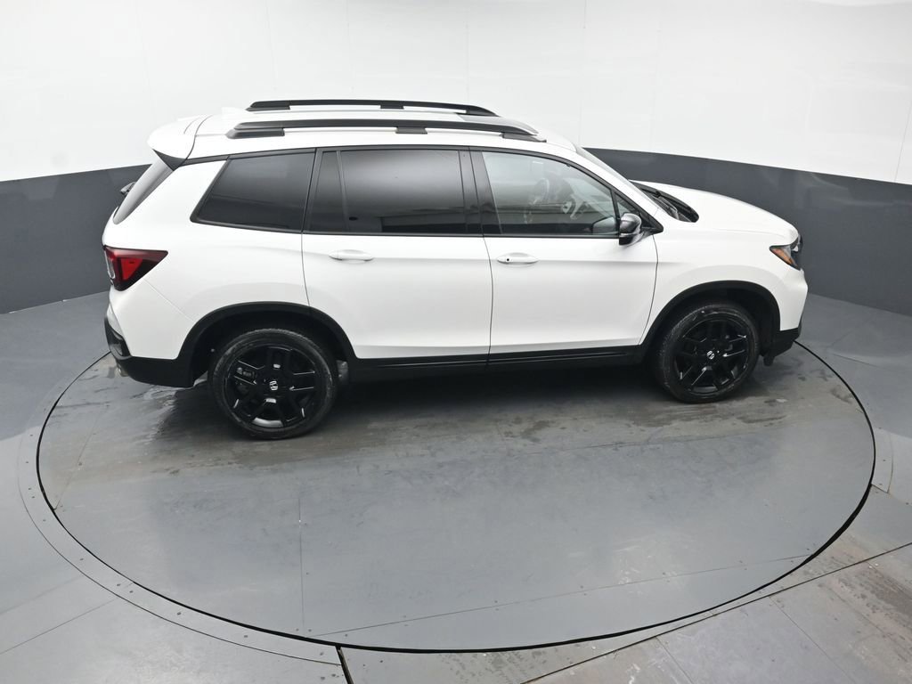Used 2024 Honda Passport Black Edition image 42