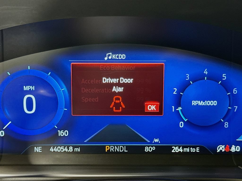 Used 2022 Ford Escape SEL w/ Technology Package AWD/4WD image 10