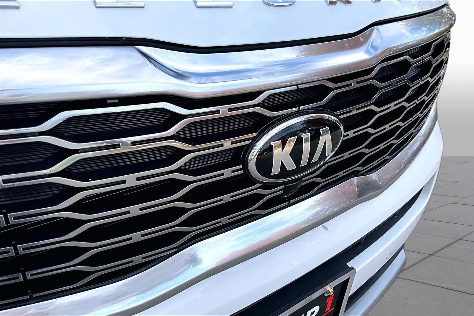 Used 2020 Kia Telluride SX w/ SX Prestige Package AWD/4WD image 28