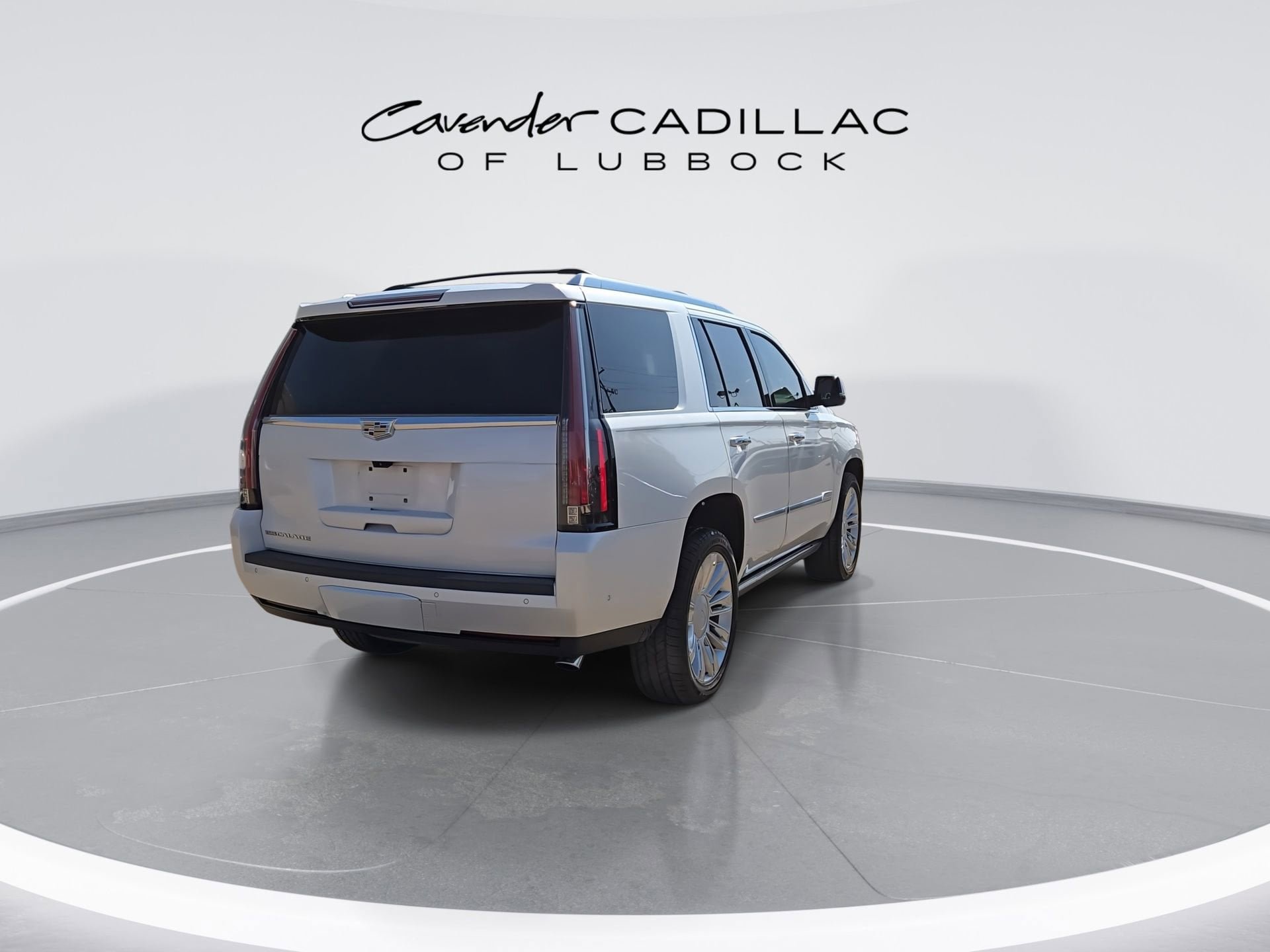 Used 2017 Cadillac Escalade Platinum AWD/4WD image 8