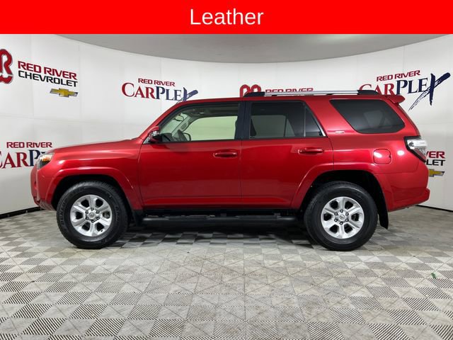 Used 2022 Toyota 4Runner SR5 Premium w/ Moonroof Package RWD image 4