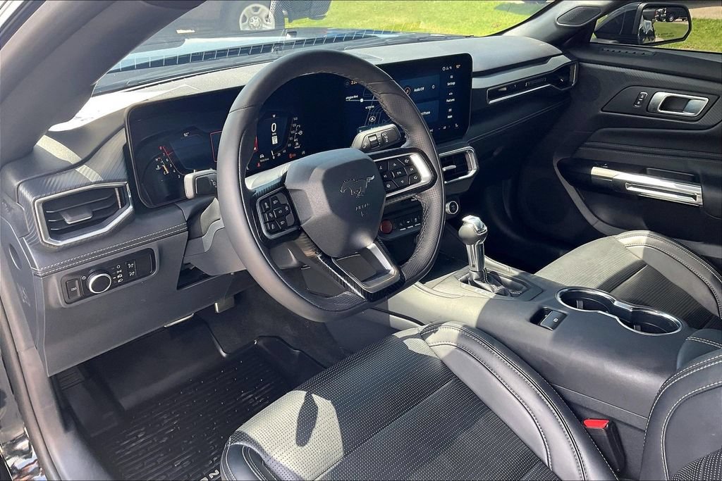 Used 2026 Ford Mustang Premium RWD image 13
