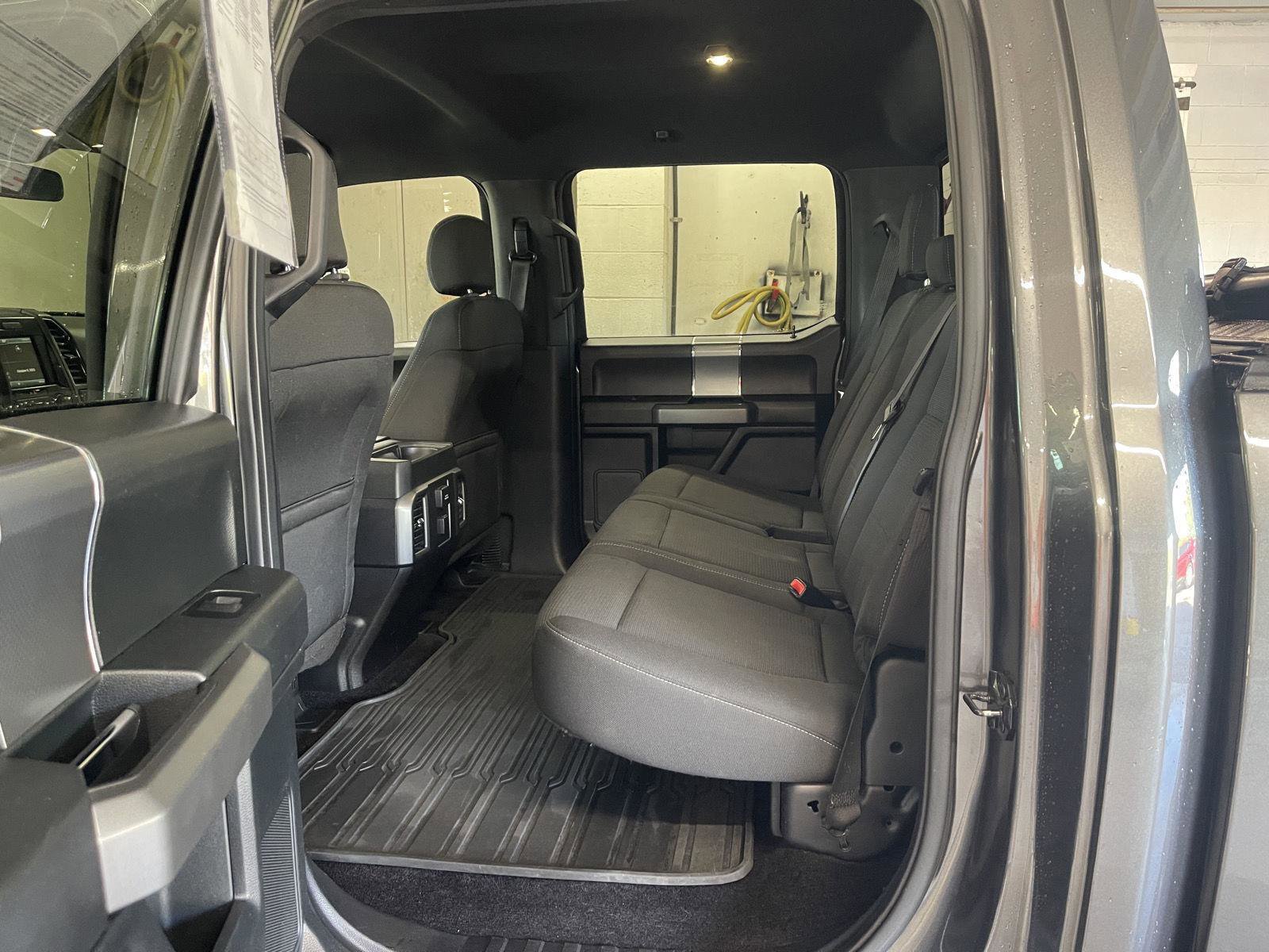 Used 2015 Ford F150 XLT w/ Equipment Group 302A Luxury image 23