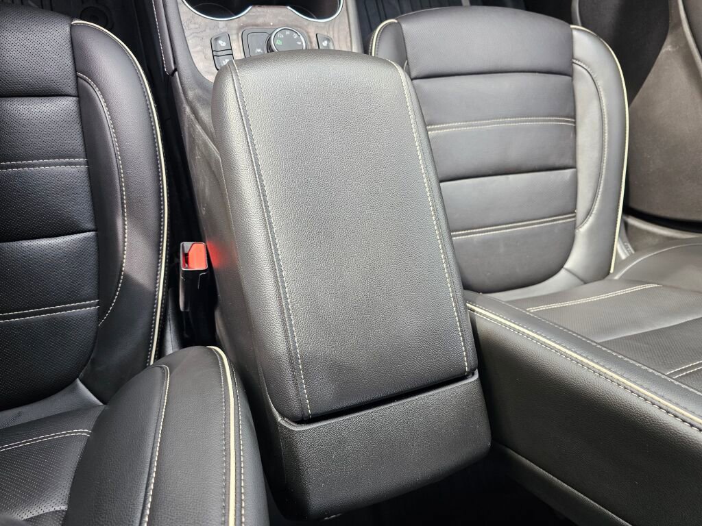 Used 2021 GMC Acadia Denali w/ GMC Pro Grade Package AWD/4WD image 24