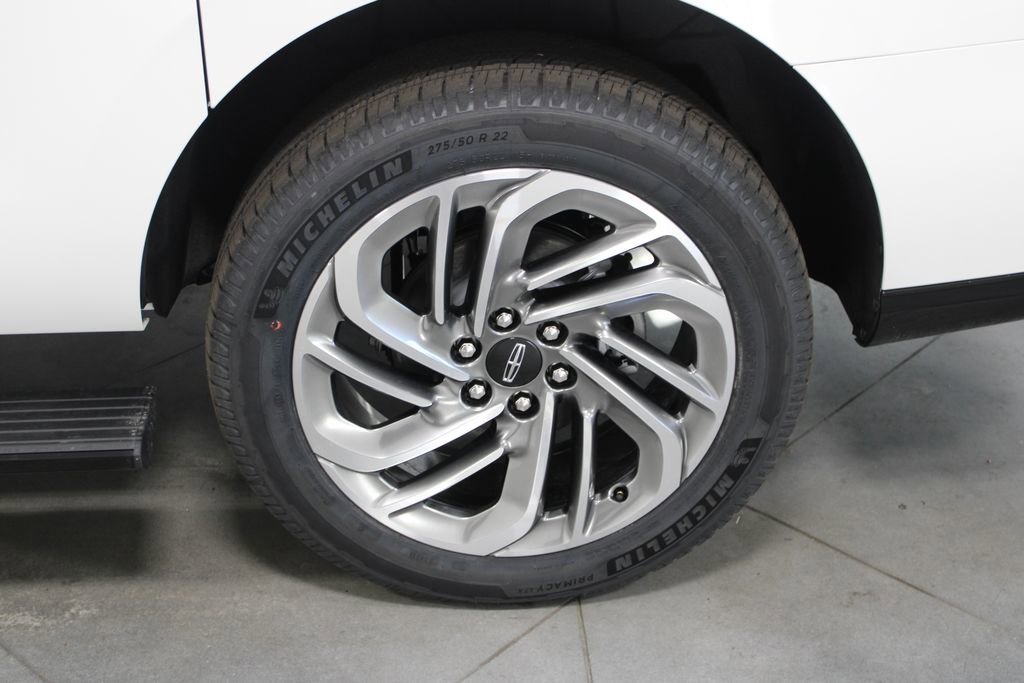 New 2026 Lincoln Navigator L Reserve image 22