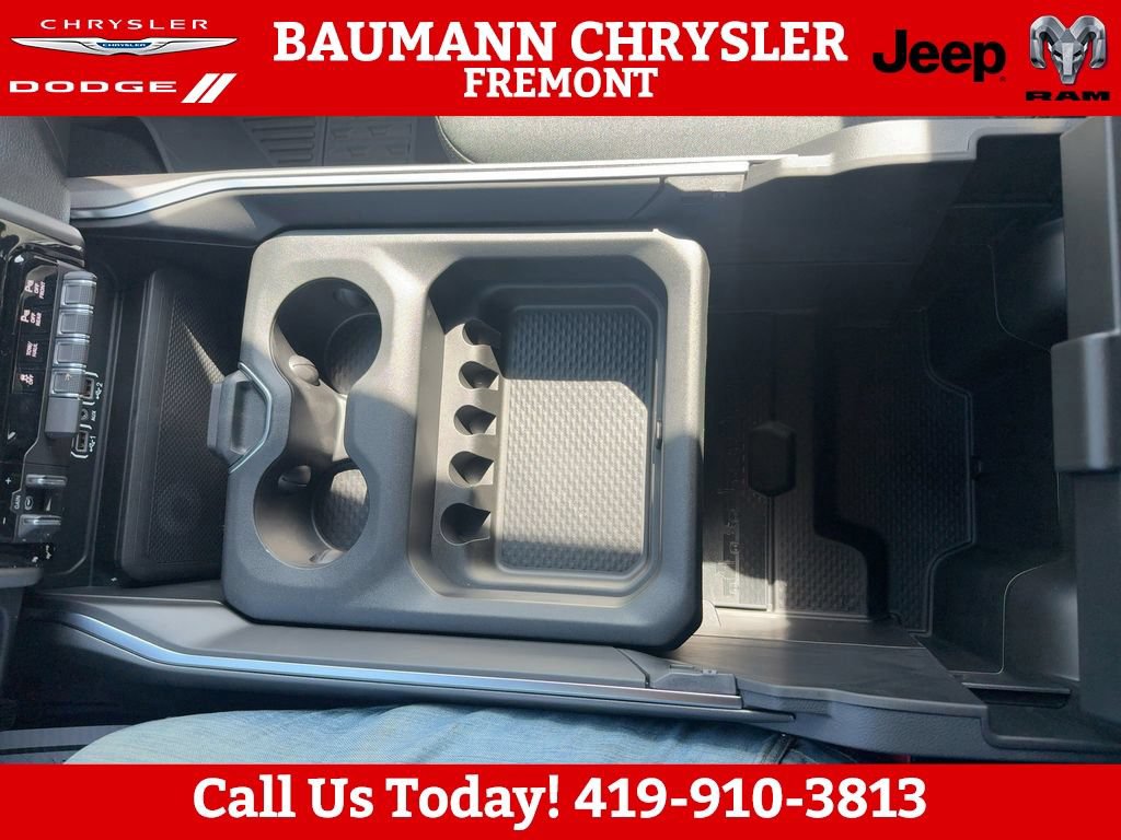 New 2026 RAM 2500 Big Horn AWD/4WD image 19