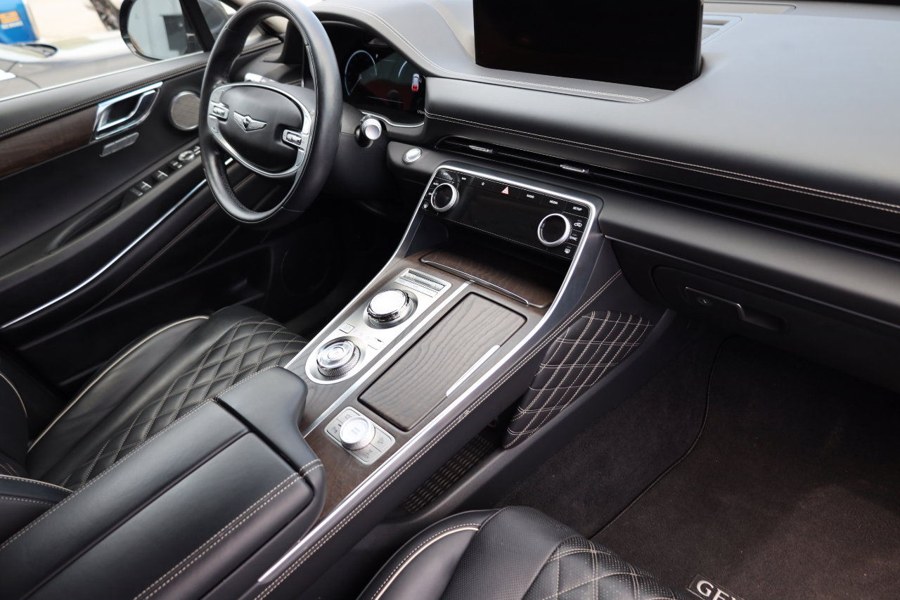 Used 2023 Genesis GV80 3.5T image 31