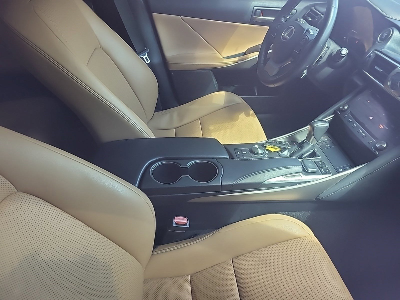 Used 2019 Lexus IS 300 AWD w/ Navigation Package image 11