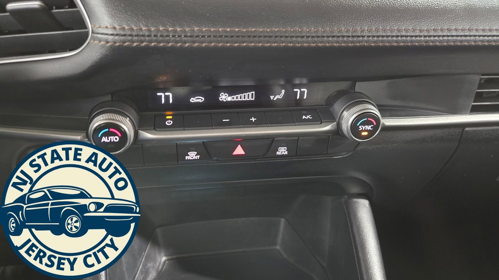 Used 2023 MAZDA MAZDA3 s image 14