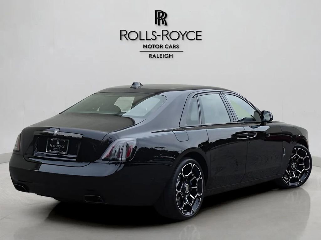 New 2025 Rolls-Royce Ghost Black Badge image 2