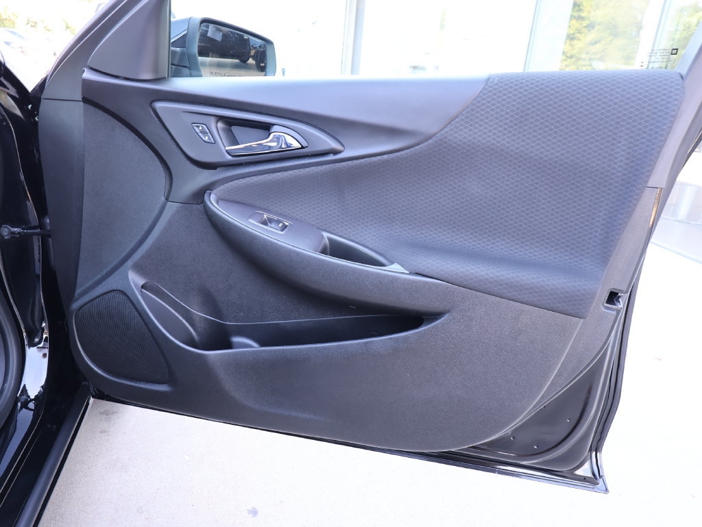 Certified 2020 Chevrolet Malibu RS FWD image 30