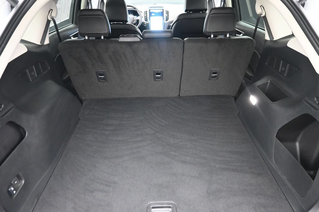 Used 2024 Ford Edge SEL w/ Convenience Package AWD/4WD image 11