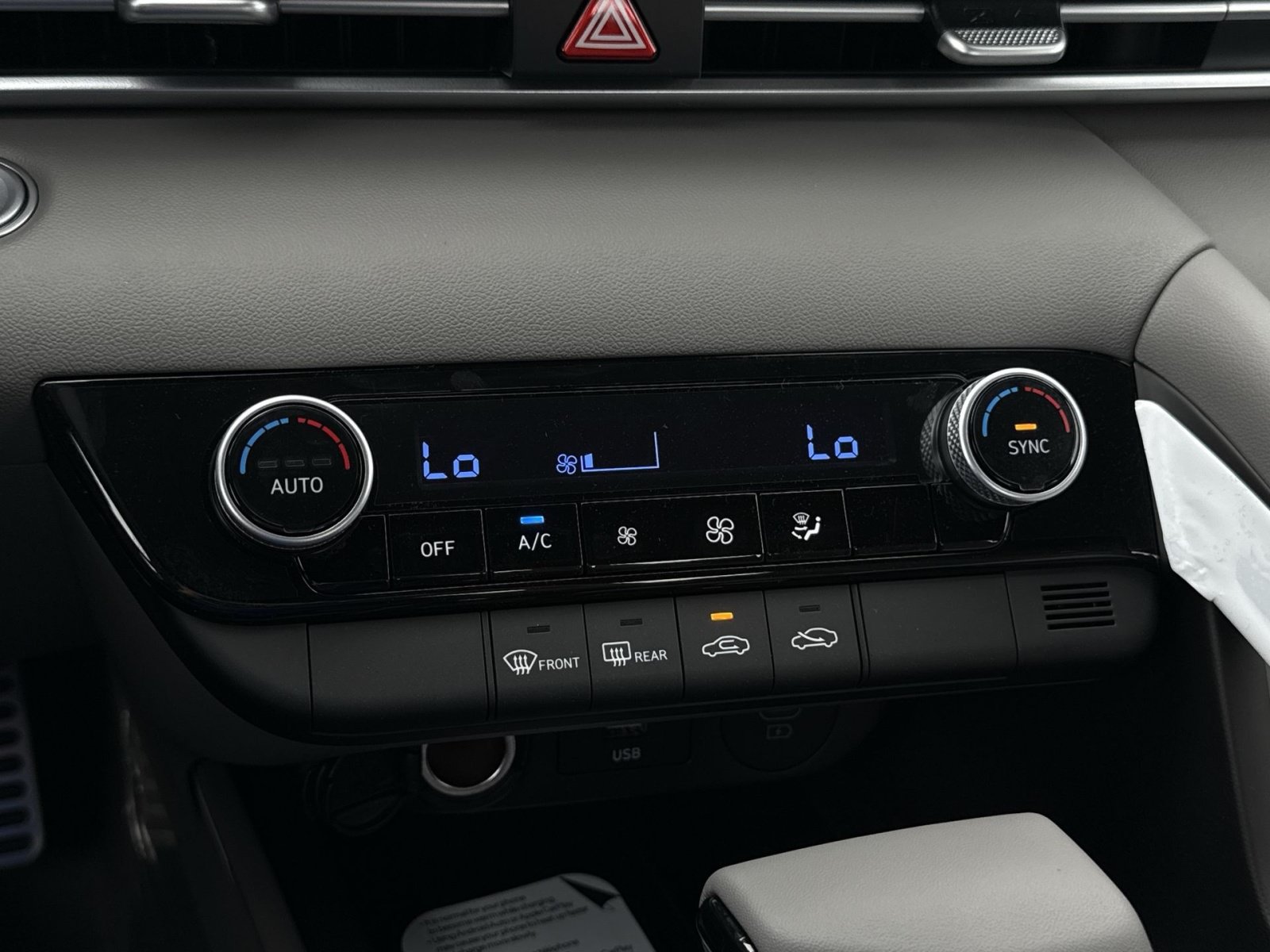 New 2026 Hyundai Elantra Sport FWD image 21