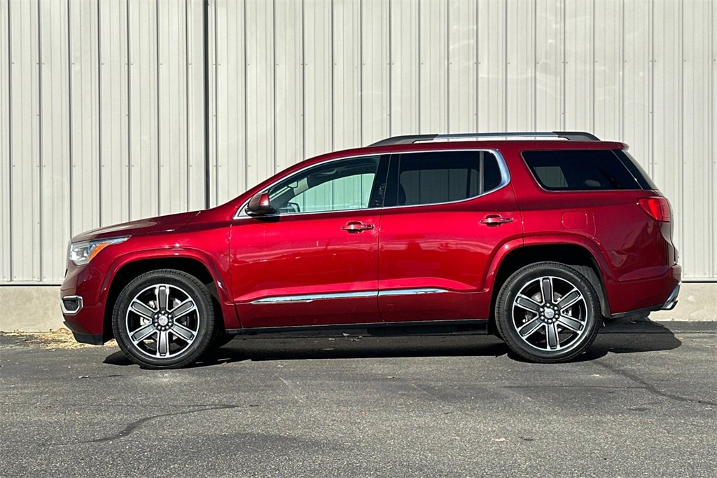Used 2018 GMC Acadia Denali w/ Technology Package image 8