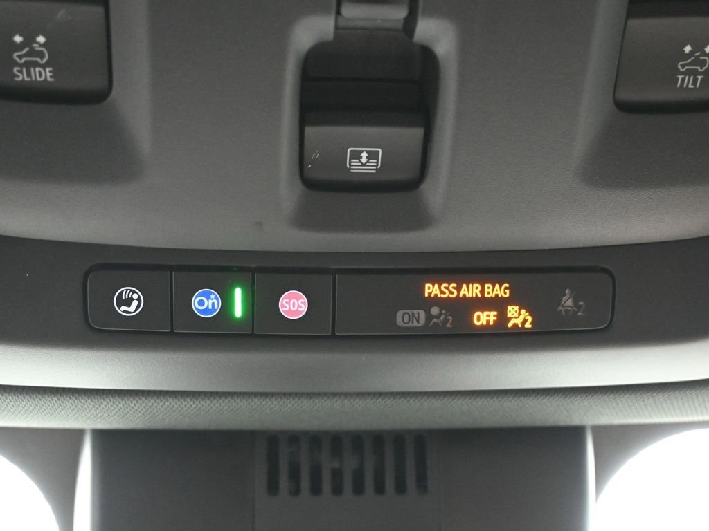 Used 2024 Chevrolet Tahoe High Country image 15