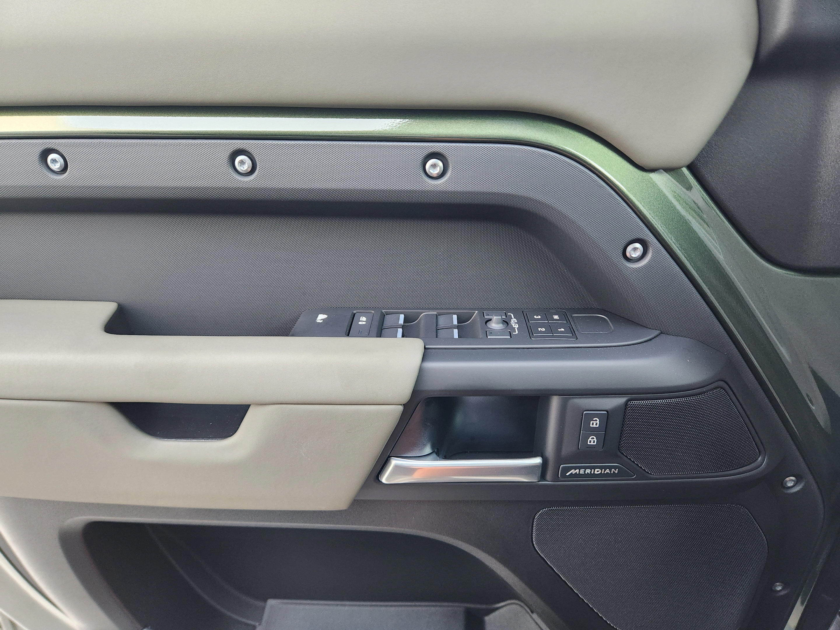 New 2026 Land Rover Defender 110 S AWD/4WD image 17