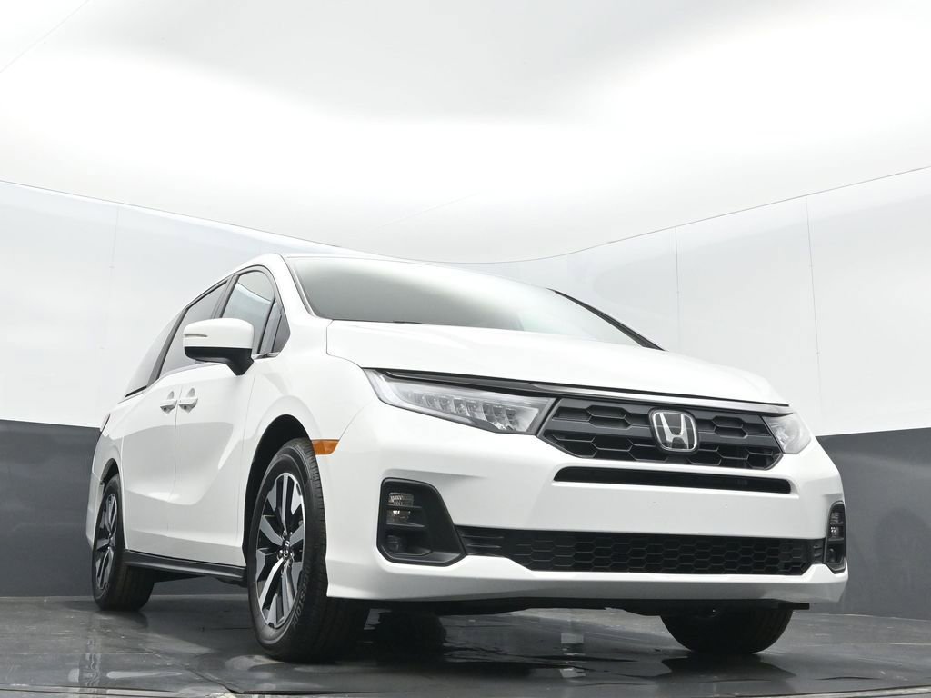 Certified 2026 Honda Odyssey EX-L image 5