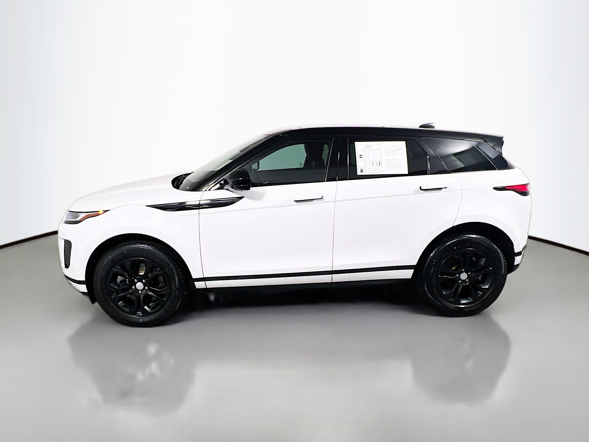 Used 2023 Land Rover Range Rover Evoque S AWD/4WD image 9