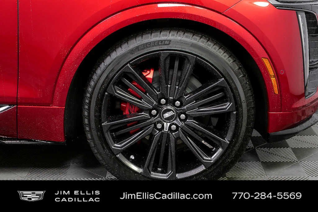 Certified 2026 Cadillac Lyriq V AWD/4WD image 39