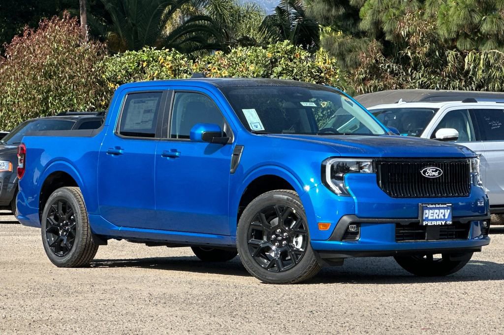 New 2025 Ford Maverick Lobo