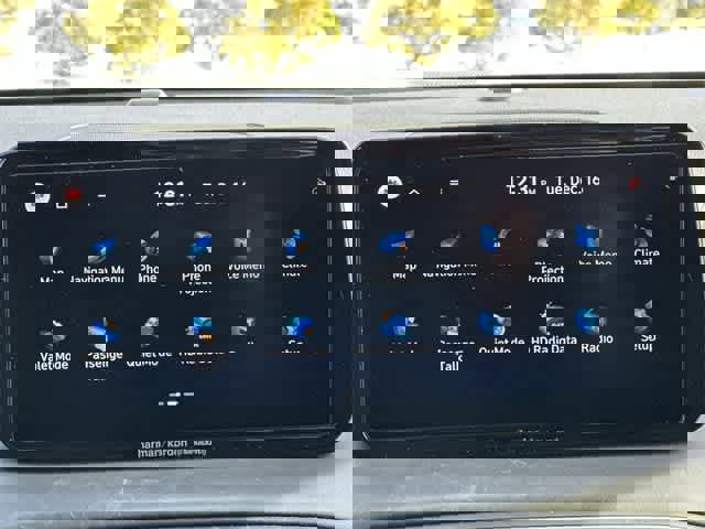 Used 2022 Hyundai Santa Fe Calligraphy image 13