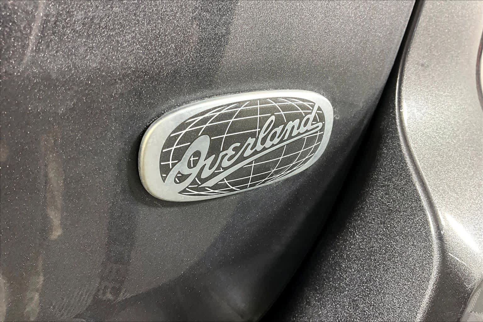 Used 2020 Jeep Grand Cherokee Overland AWD/4WD image 10