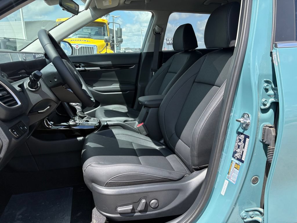 New 2026 Kia Seltos EX FWD image 11