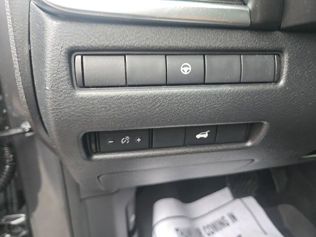 Certified 2023 Nissan Rogue SV w/ SV Premium Package image 14