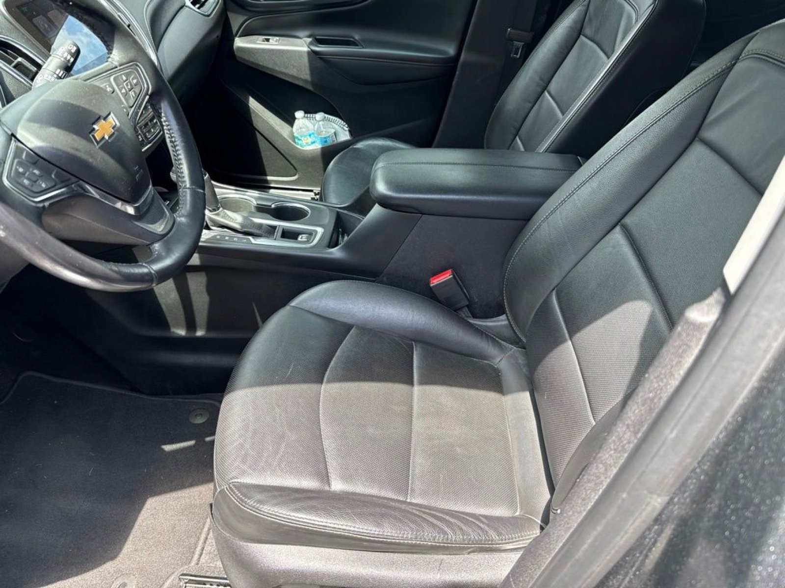 Used 2018 Chevrolet Equinox Premier FWD image 10