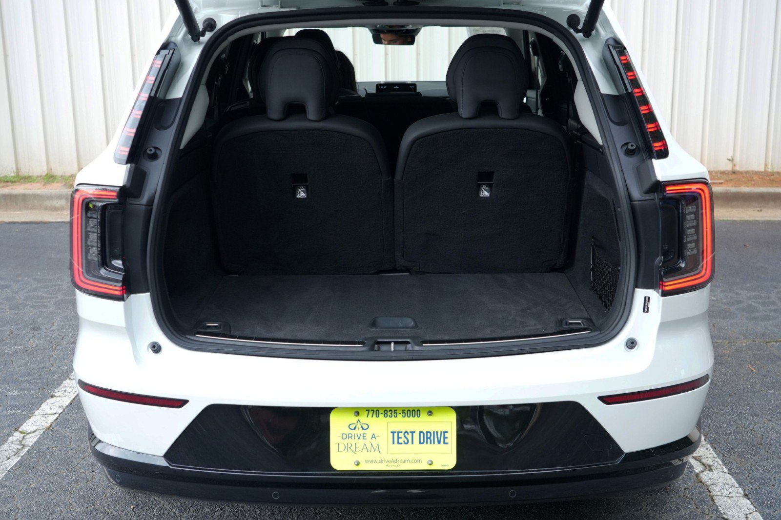 Used 2025 Volvo EX90 Ultra AWD/4WD image 10