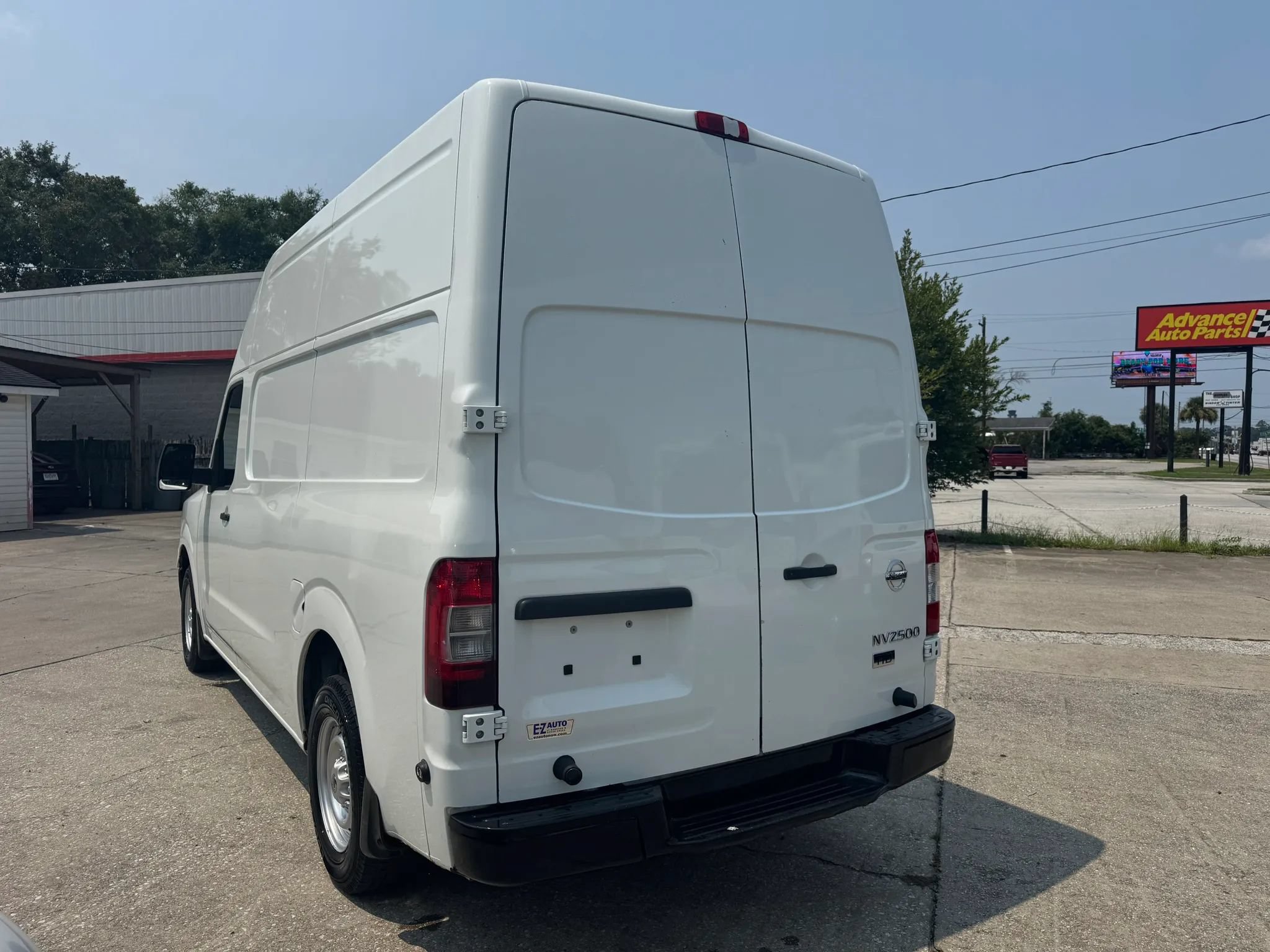 Used 2015 Nissan NV 2500 S w/ Power Package RWD image 7