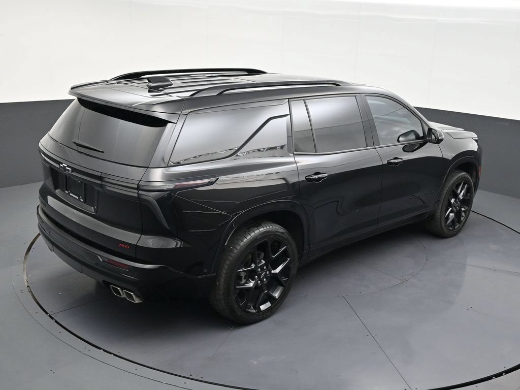 Used 2024 Chevrolet Traverse RS FWD image 13
