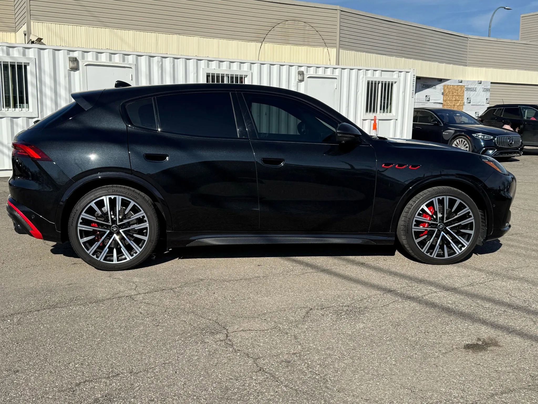 Used 2024 Maserati Grecale Trofeo image 17