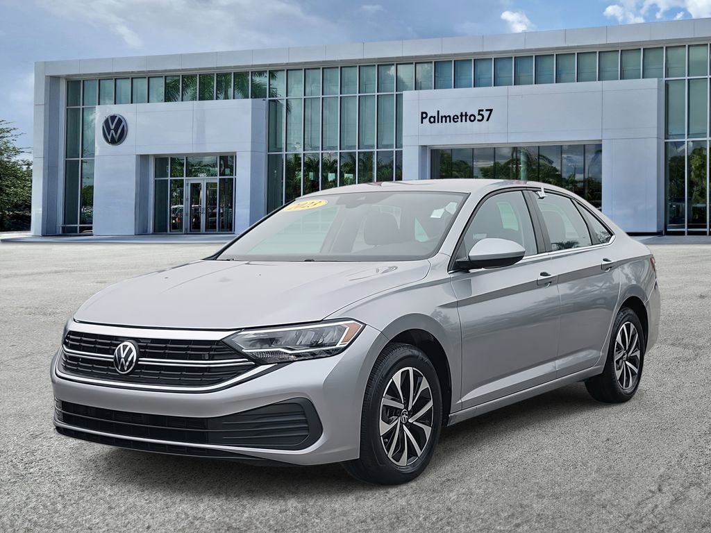 Used 2023 Volkswagen Jetta S image 3