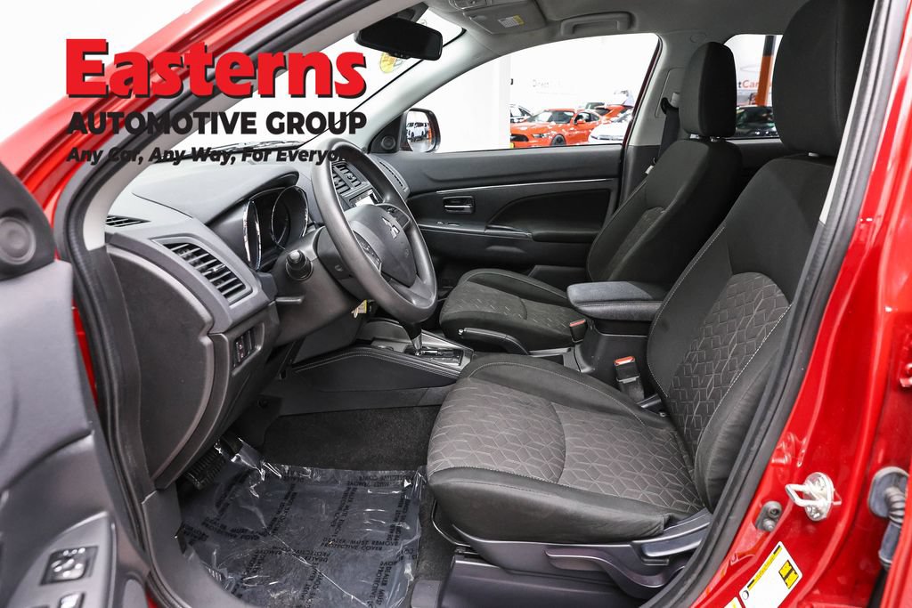 Used 2023 Mitsubishi Outlander Sport ES AWD/4WD image 16