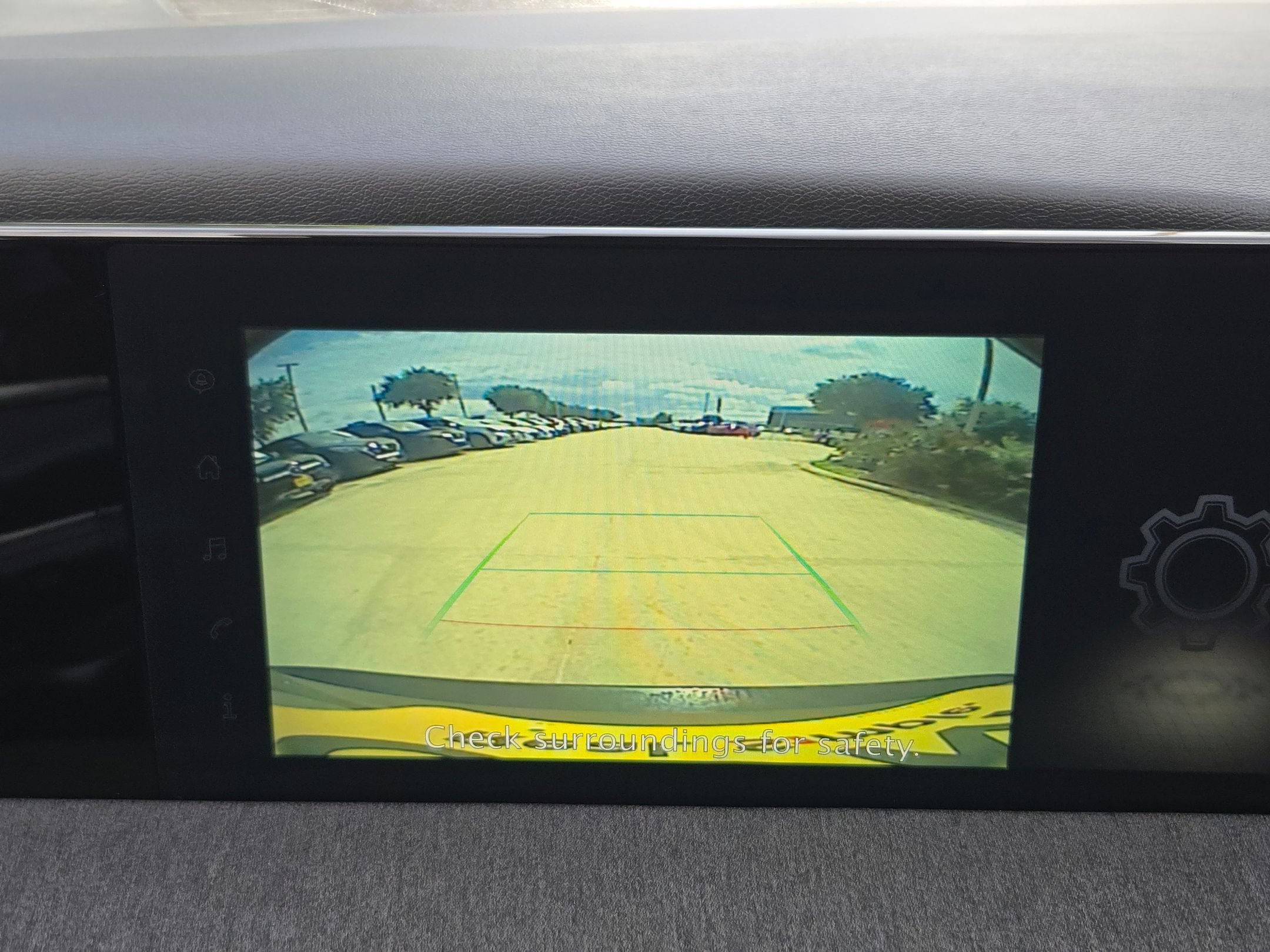 Certified 2025 Nissan Kicks SV FWD image 17