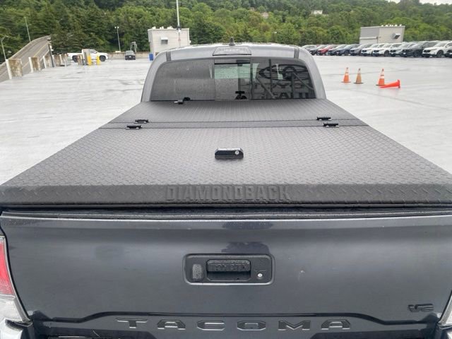 Used 2021 Toyota Tacoma TRD Off-Road AWD/4WD image 8