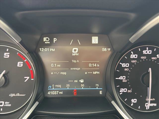 Used 2022 Alfa Romeo Stelvio Veloce AWD/4WD image 4
