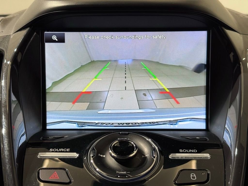 Used 2015 Ford Escape Titanium image 28