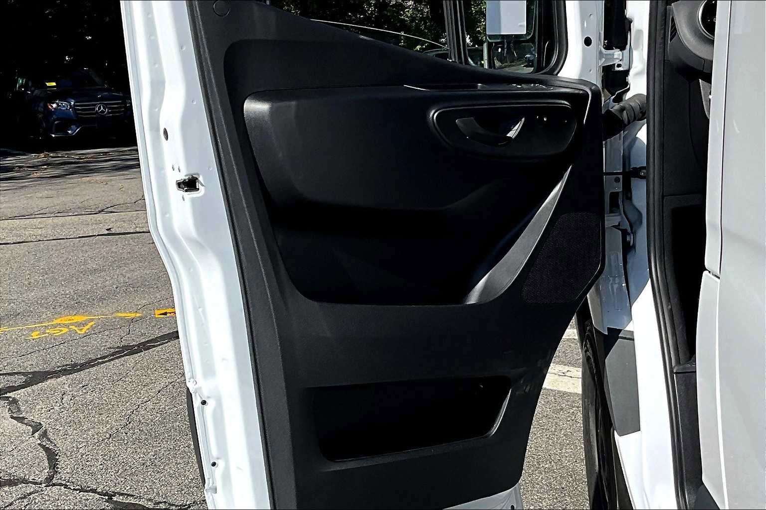 New 2025 Mercedes-Benz Sprinter 2500 image 11